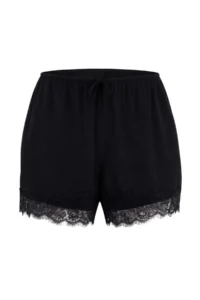 Trendyol Curve Black Lace Detailed Plus Size Weaving Shorts&Bermuda - Image 6