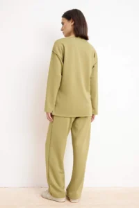 Trendyol Modest Khaki Oversized Silky interlock Plain Knitting - Image 4