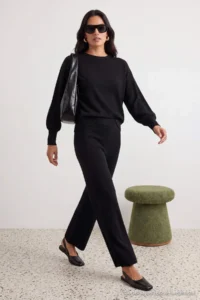 TRENDYOLMİLLA Black Wide Pattern Basic Knitwear Bottom - Top Set - Image 5