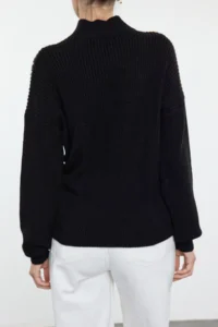 TRENDYOLMİLLA Black Stone And Pearl Detailed Knitwear Sweater - Image 4