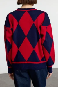 TRENDYOLMİLLA NAVY BLUE Baklava Patterned Crew Neck Knitwear Sweater - Image 4
