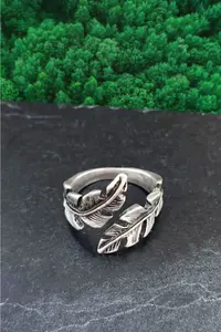 The Collection Leaf Feather Model Adjustable Men-Women Ring - Image 2