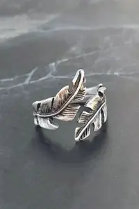 The Collection Leaf Feather Model Adjustable Men-Women Ring - Image 3