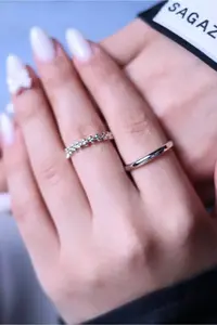 The Collection Silver Adjustable Minimal 2 Sets Ring Set