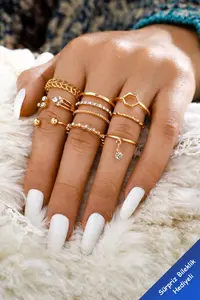 The Collection 8-Piece Combination Hanging Stone Model Joint Gold Ring Set