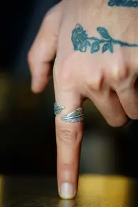 The Collection Adjustable Ring with Leaf Feather Figure - Image 2