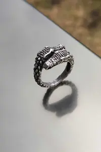 The Collection Double Headed Crocodile Silver Plated Adjustable Ring - Image 3