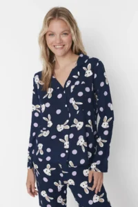 TRENDYOLMiLLA Navy Blue Rabbit Patterned Viscose Woven Pajama Set - Image 3