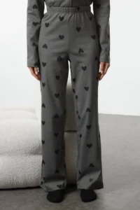 TRENDYOLMiLLA Gray 100% Cotton Heart Patterned Knitted Pajama Set - Image 4