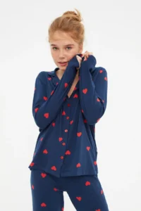 TRENDYOLMiLLA Navy Blue 100% Cotton Heart Knitted Pajama Set - Image 4