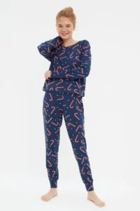TRENDYOLMiLLA Navy Blue 100% Cotton Christmas Themed Knitted Pajama Set - Image 3