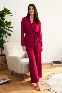 TRENDYOLMiLLA Burgundy Belted Piping Detailed Double Breasted Viscose Woven Pajama Set - Image 2