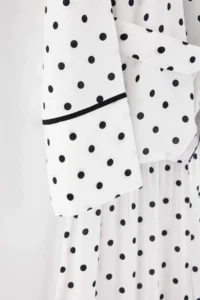 TRENDYOLMiLLA White-Black Belted Polka Dot Piping Detailed Double Breasted Viscose Woven Pajama Set - Image 7