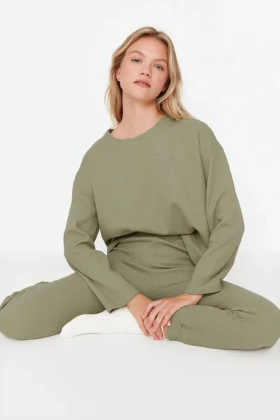 THMAW23PT00021-GREEN_1
