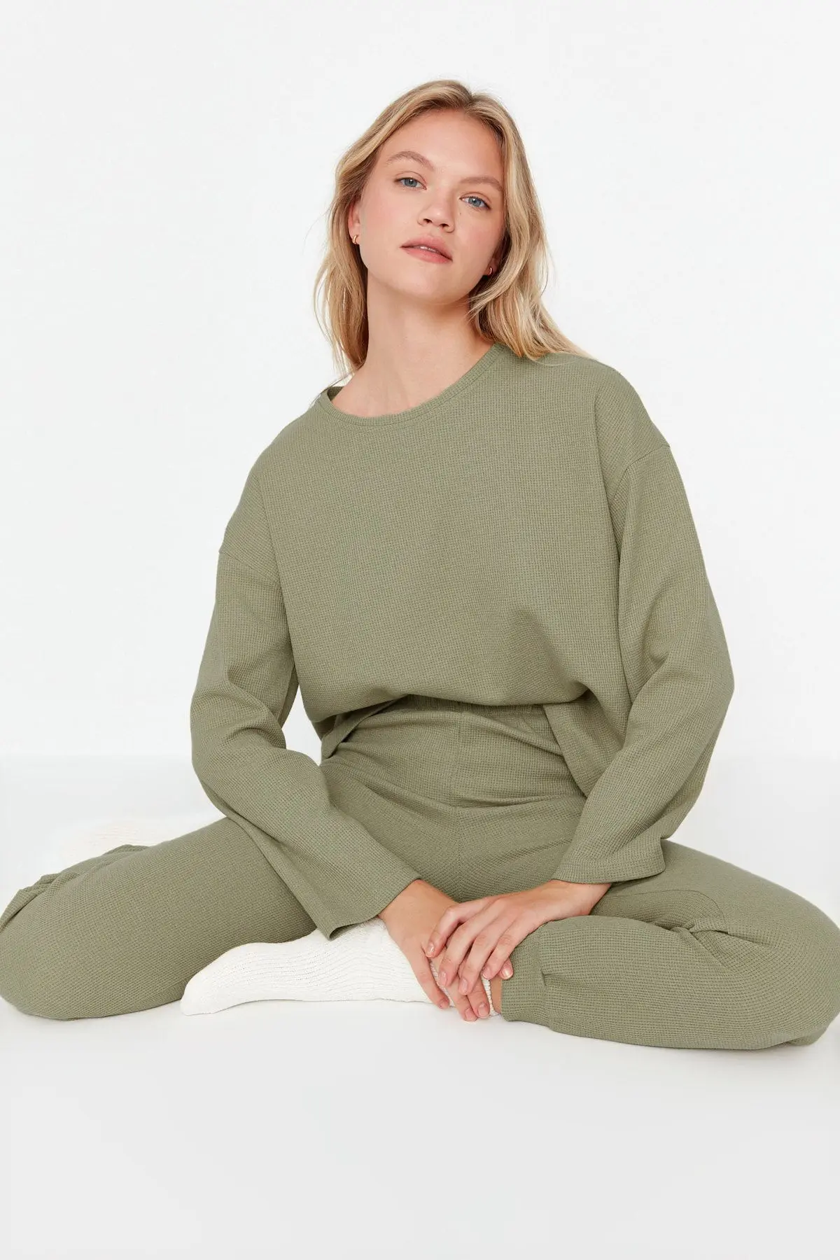 THMAW23PT00021-GREEN_1