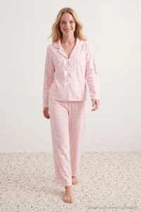 TRENDYOLMiLLA Pink-Multicolored Plaid Viscose Woven Pajama Set with Ribbon/Bow and Piping Detail - Image 3
