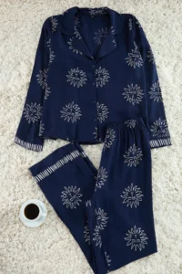 TRENDYOLMiLLA Navy Blue Sun Patterned Viscose Woven Pajama Set - Image 6