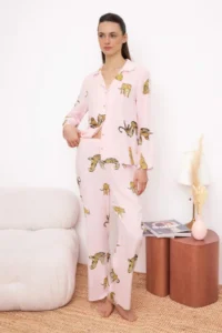 TRENDYOLMiLLA Pink Tiger Patterned Viscose Woven Pajama Set