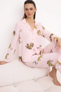 TRENDYOLMiLLA Pink Tiger Patterned Viscose Woven Pajama Set - Image 2