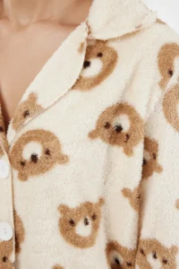 TRENDYOLMiLLA Wellsoft Winter Knitted Pajama Set with Ecru Teddy Bear - Image 3