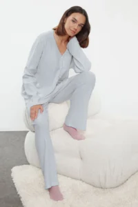 TRENDYOLMiLLA Mavi Brushed Soft Ribbed Cardigan Knitted Pajama Set - Image 3