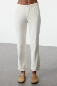 TRENDYOLMiLLA White Brushed Soft Ribbed Cardigan Knitted Pajama Set - Image 5