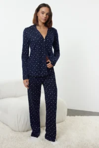 TRENDYOLMiLLA Navy Blue 100% Cotton Galaxy Patterned Knitted Pajama Set - Image 2