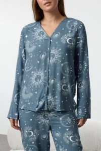 TRENDYOLMiLLA Women's Blue Galaxy Patterned Viscose Woven Pajama Set - Image 4