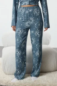 TRENDYOLMiLLA Women's Blue Galaxy Patterned Viscose Woven Pajama Set - Image 5