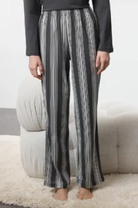 TRENDYOLMİLLA Anthracite Cotton Striped Knitting Pajama Set - Image 4