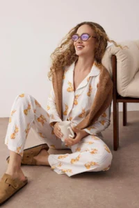 TRENDYOLMiLLA Multicolored 100% Cotton Striped Rabbit Pattern Knitted Pajama Set - Image 2