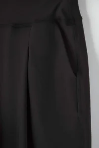 TRENDYOLMİLLA Black Brushed Soft Material Knitting Sports Sweatpants - Image 8