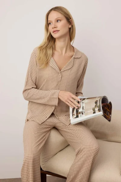 THMAW26PT00066-BEIGE_1