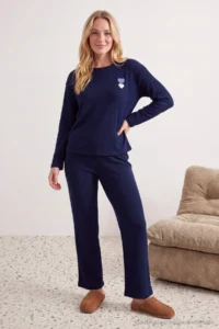 TRENDYOLMiLLA Navy Blue Heart Embroidered Ribbed Soft Touch Winter Knitted Pajama Set