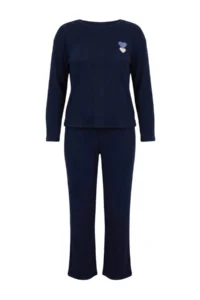 TRENDYOLMiLLA Navy Blue Heart Embroidered Ribbed Soft Touch Winter Knitted Pajama Set - Image 4