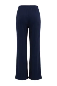 TRENDYOLMiLLA Navy Blue Heart Embroidered Ribbed Soft Touch Winter Knitted Pajama Set - Image 7