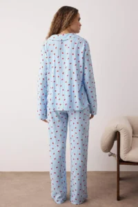 TRENDYOLMiLLA Mavi-Multicolor Striped Viscose Woven Pajama Set - Image 4