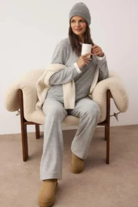 TRENDYOLMiLLA Gray Melange Double Layer Soft Knitted Pajama Set - Image 3