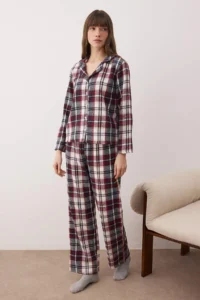 TRENDYOLMiLLA Multicolored Cotton Plaid Winter Thick Flannel Woven Pajama Set - Image 4