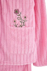 TRENDYOLMiLLA Pink Buttoned Pocketed Floral Embroidered Wellsoft Knitted Pajama Set - Image 5