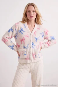TRENDYOLMiLLA Ecru Ribbon Patterned Wellsoft Knitted Pajama Set - Image 4