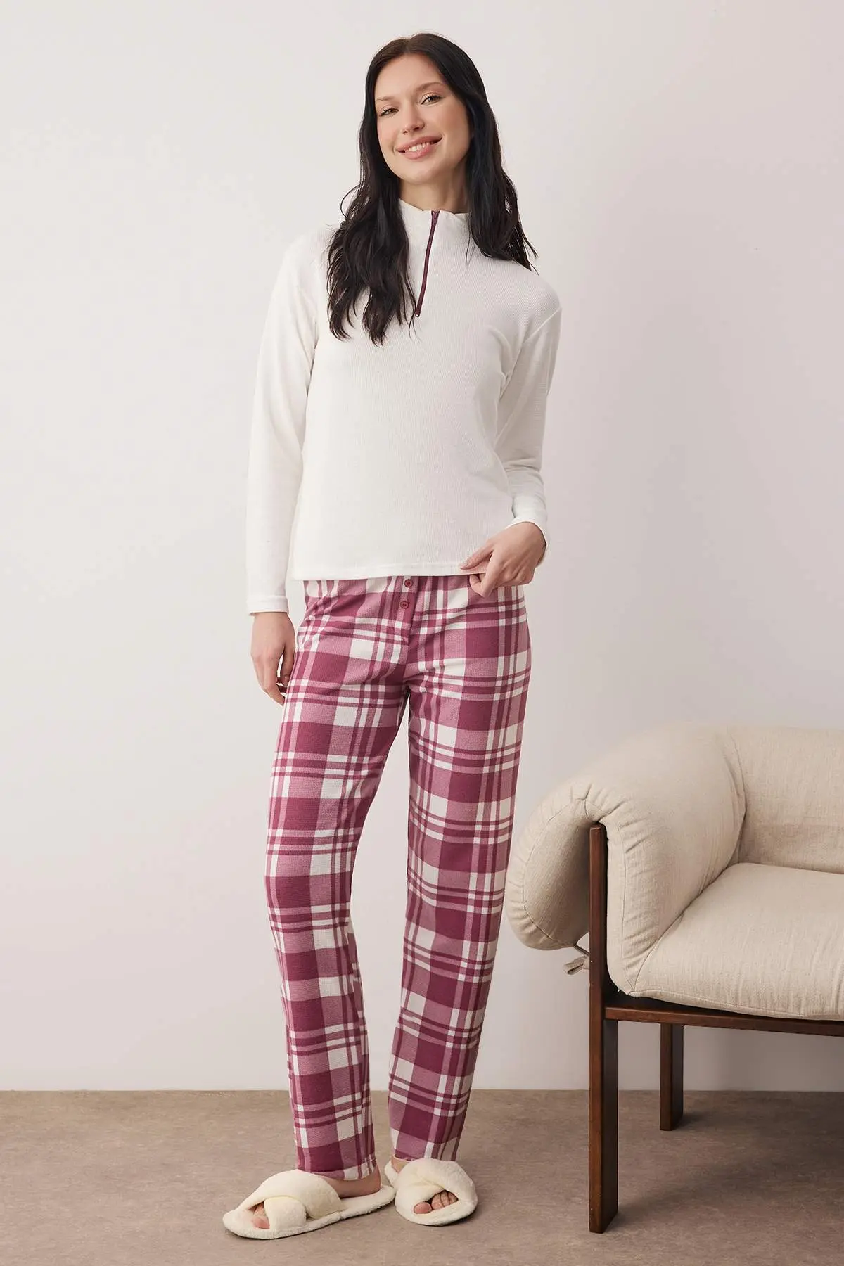 THMAW26PT00186-ECRU-BURGUNDY_1