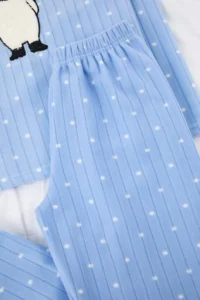 TRENDYOLMiLLA Mavi Polka Dot Patterned Patch Fleece Knitted Pajama Set - Image 6