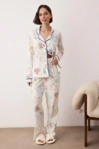 TRENDYOLMiLLA Ecru 100% Cotton Fun Printed Pijama Knitted Pajama Set - Image 2