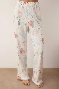 TRENDYOLMiLLA Ecru 100% Cotton Fun Printed Pijama Knitted Pajama Set - Image 3