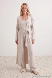 TRENDYOLMİLLA Stone 3 Sets Viscose Robe+Tank Top+Pants Knitting Pajama Set - Image 3