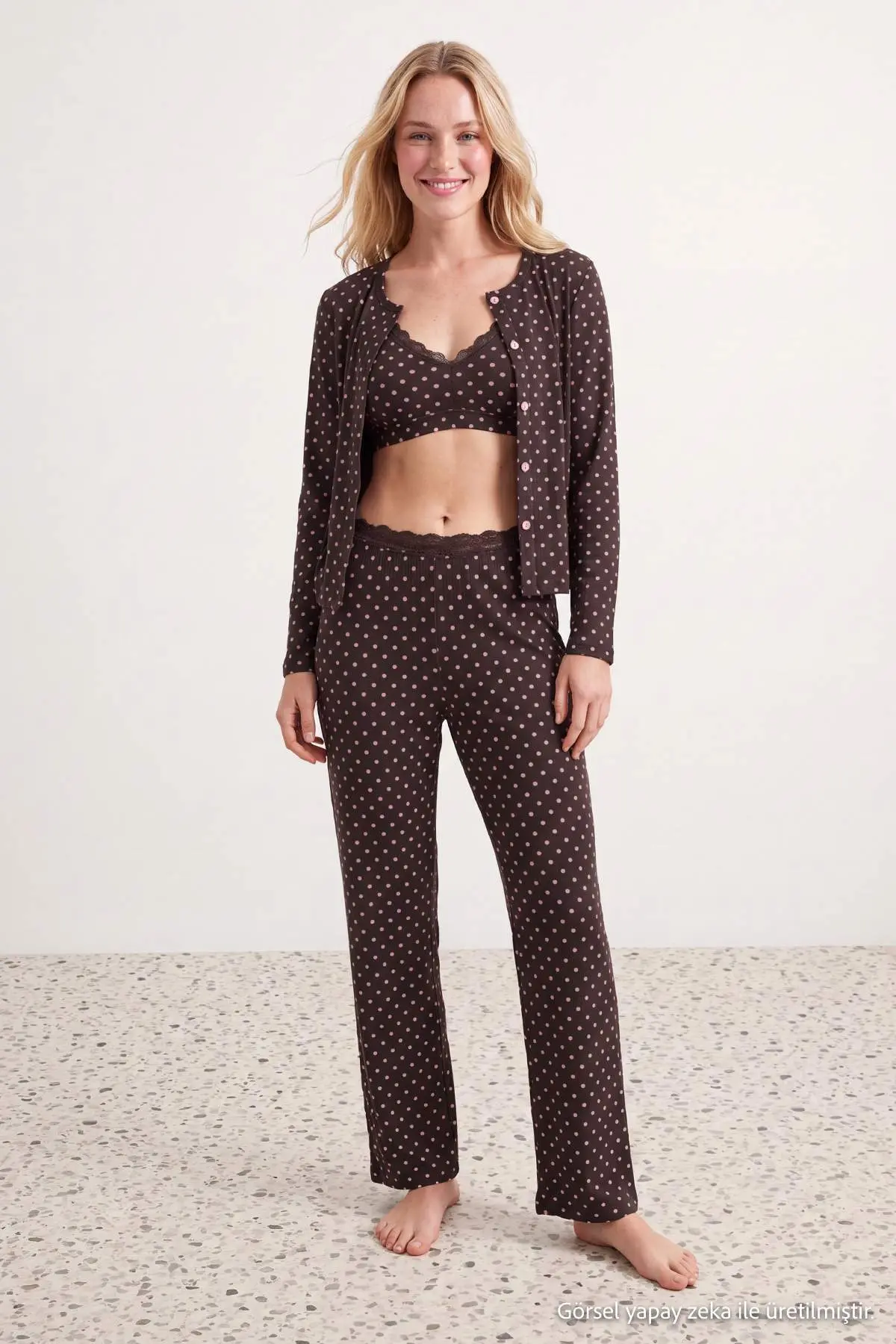 THMAW27PT00026-BROWN_1