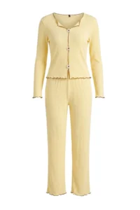 TRENDYOLMiLLA Yellow 100% Cotton Baby Overlocked Floral Appliqued Pointel / Corded Knitted Pajama Set - Image 5