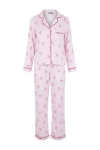 TRENDYOLMiLLA Pink-Multicolor Printed Satin Woven Pajama Set - Image 4