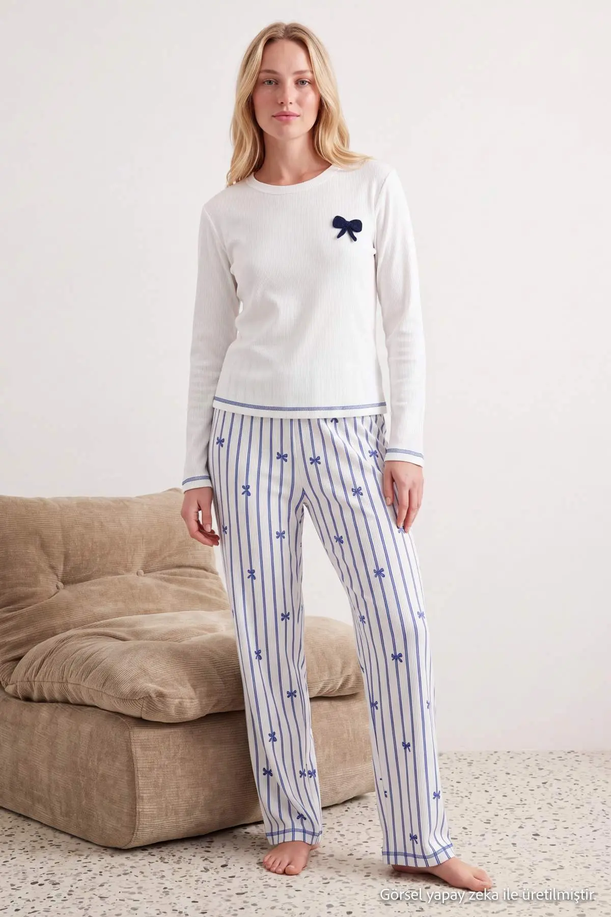 THMAW27PT00226-WHITE_1
